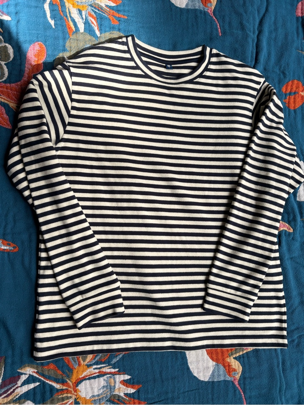 Uniqlo Striped Navy and White Long-Sleeve Shirt